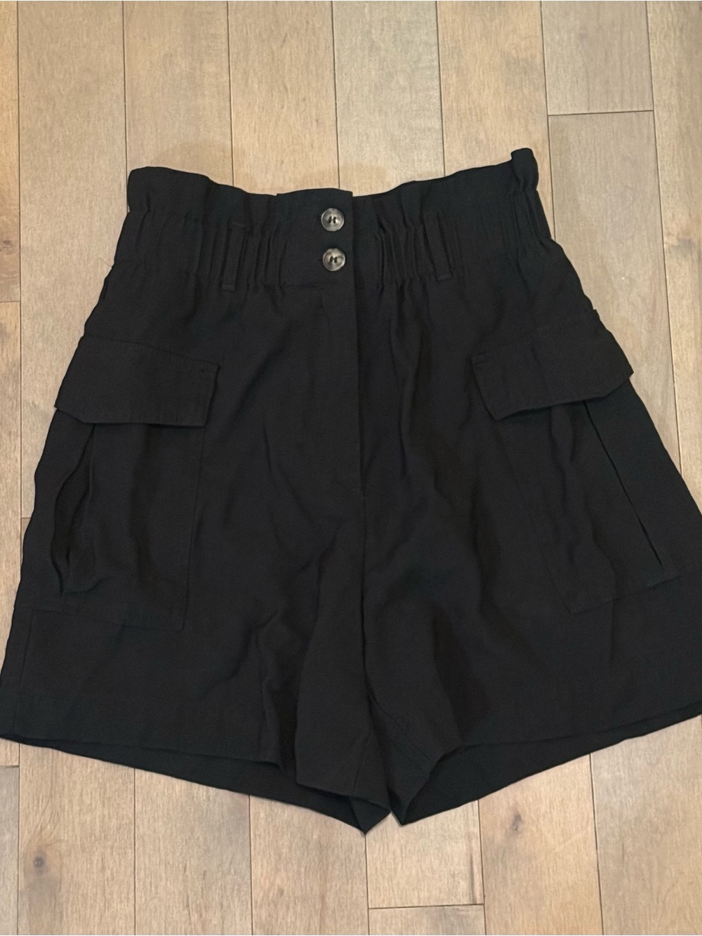 H&M High Waisted Cargo Shorts Black